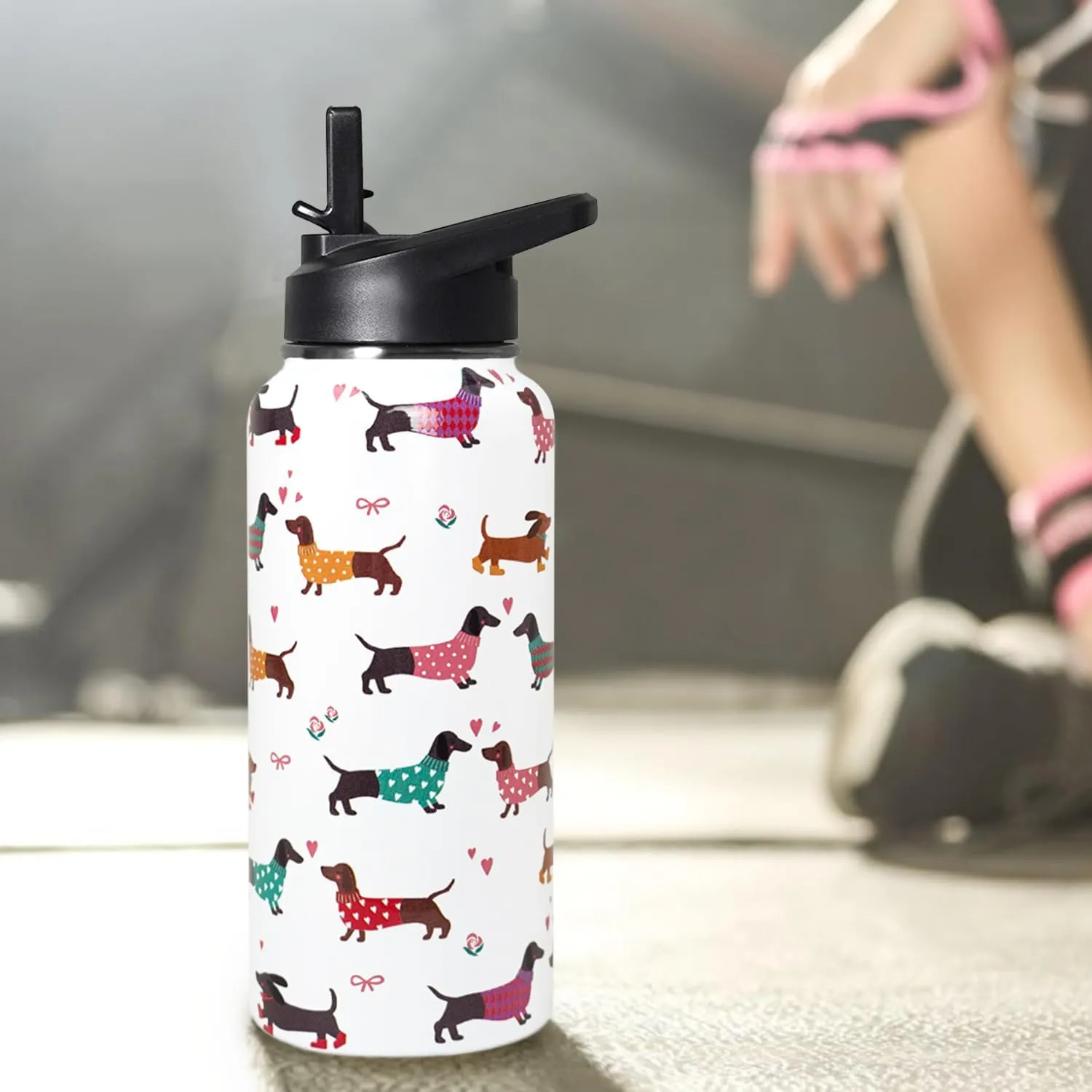 32oz Dachshund Insulated Stainless Steel Sports Water Bottle with Straw, Hiking, Cycling, Gym, Dog Gifts for Women