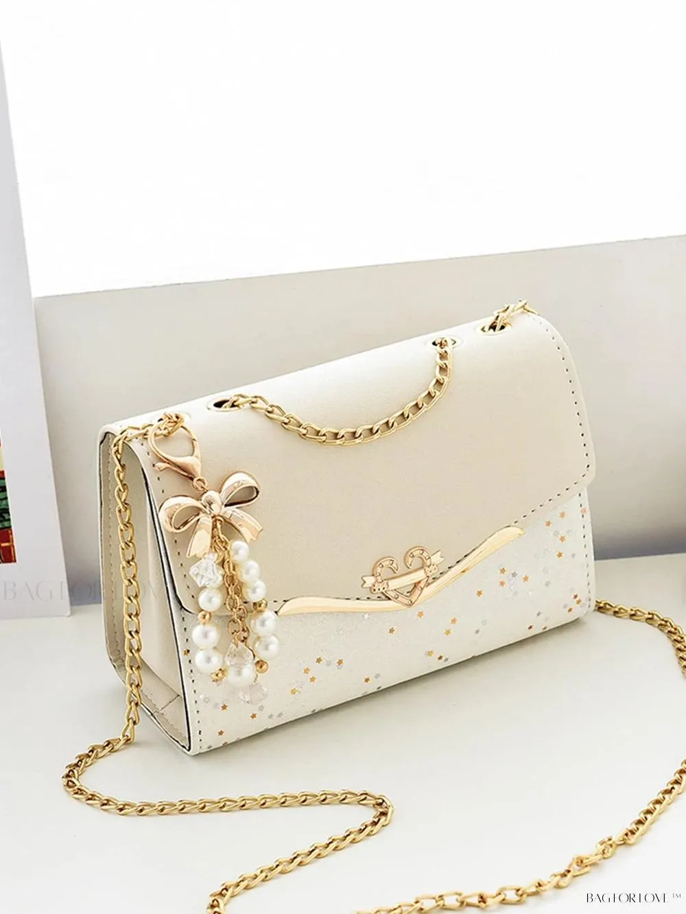 BagForLove - Women's Chic Metal Chain Clasp Flap Top Shoulder Purse