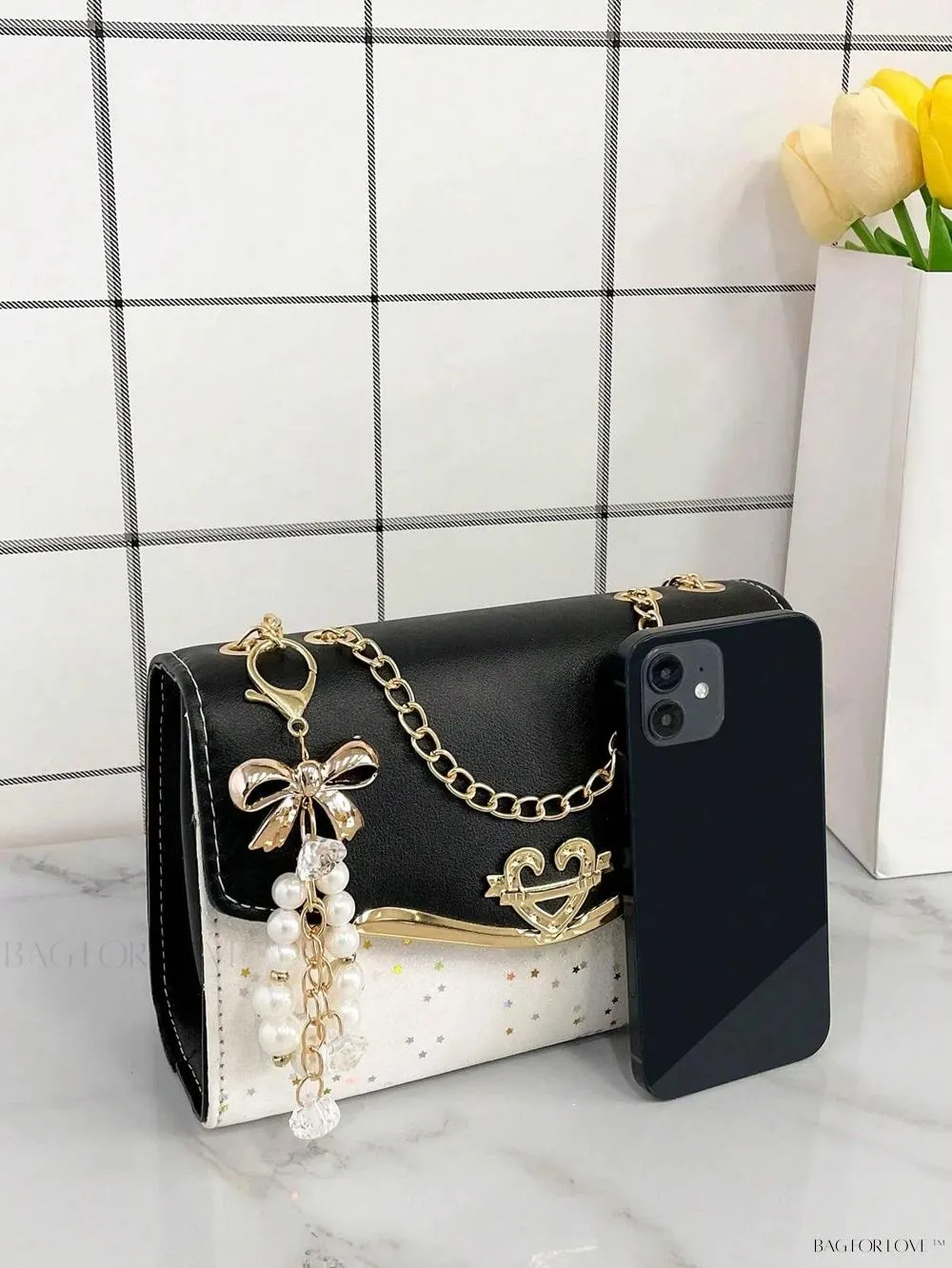 BagForLove - Women's Chic Metal Chain Clasp Flap Top Shoulder Purse