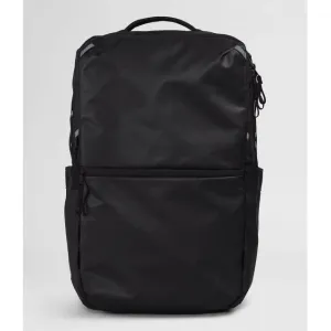 Base Camp Voyager Daypack - S
