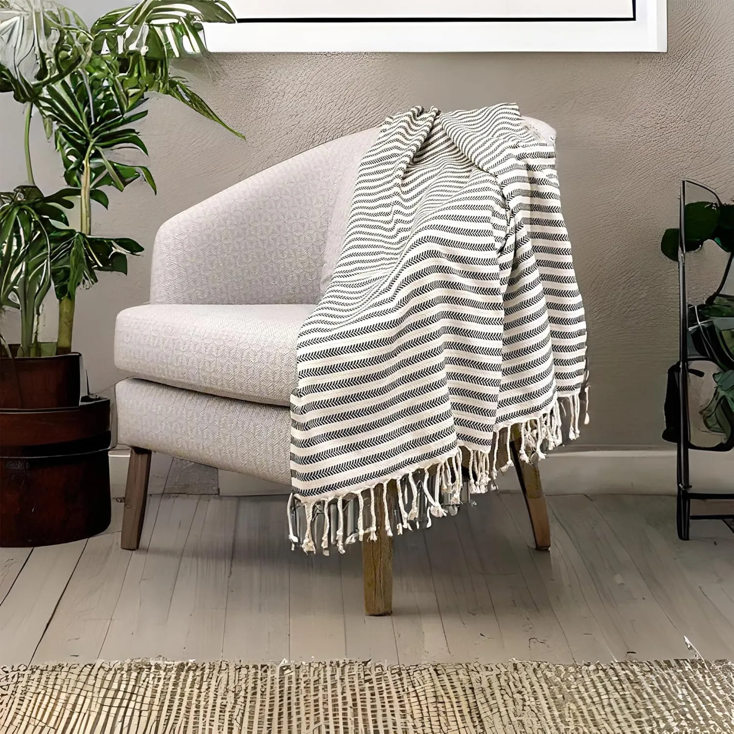 Bazaar Anatolia Turkish Beach Towel 100% Cotton Bath Oversized Quick Dry Boho Farmhouse Turkish Towels for Bathroom Sand Free Large 71x39 inches - Arpa Black