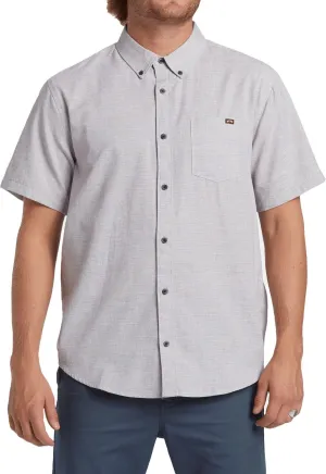 Billabong Men's Sundays Jacquard Short Sleeve Woven Button Down Shirt