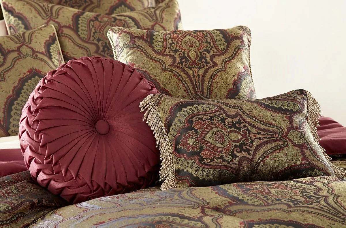 Chezmoi Collection Seville 9-Piece Jacquard Black Gold Maroon Red Medallion Paisley Oversized Comforter Set, King 110" x96