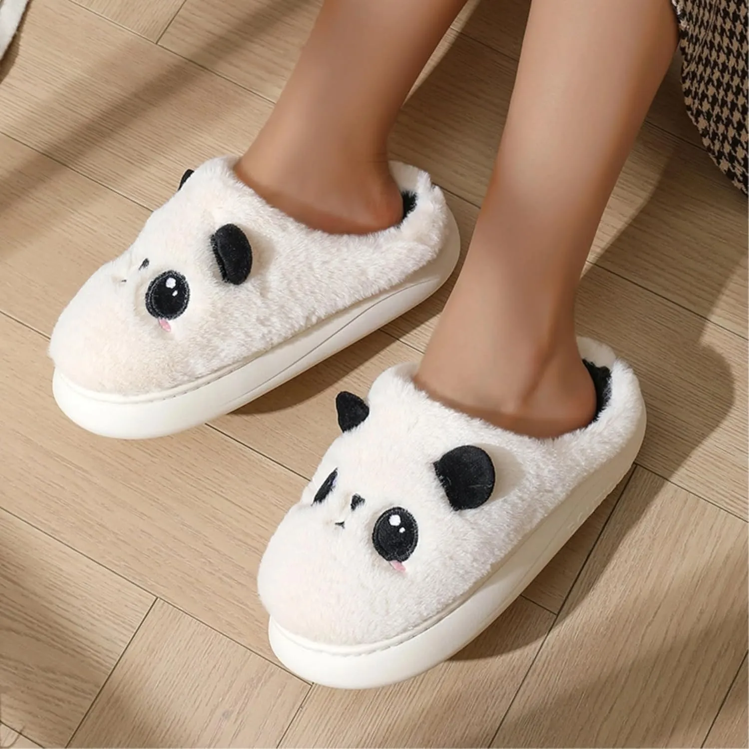 Cute Panda House Slippers Cartoon Indoor Breathable Linen Couple Home Slides Winter Warm Plush Cozy Cotton Shoes Thick Soled Comfy Bedroom Slipper