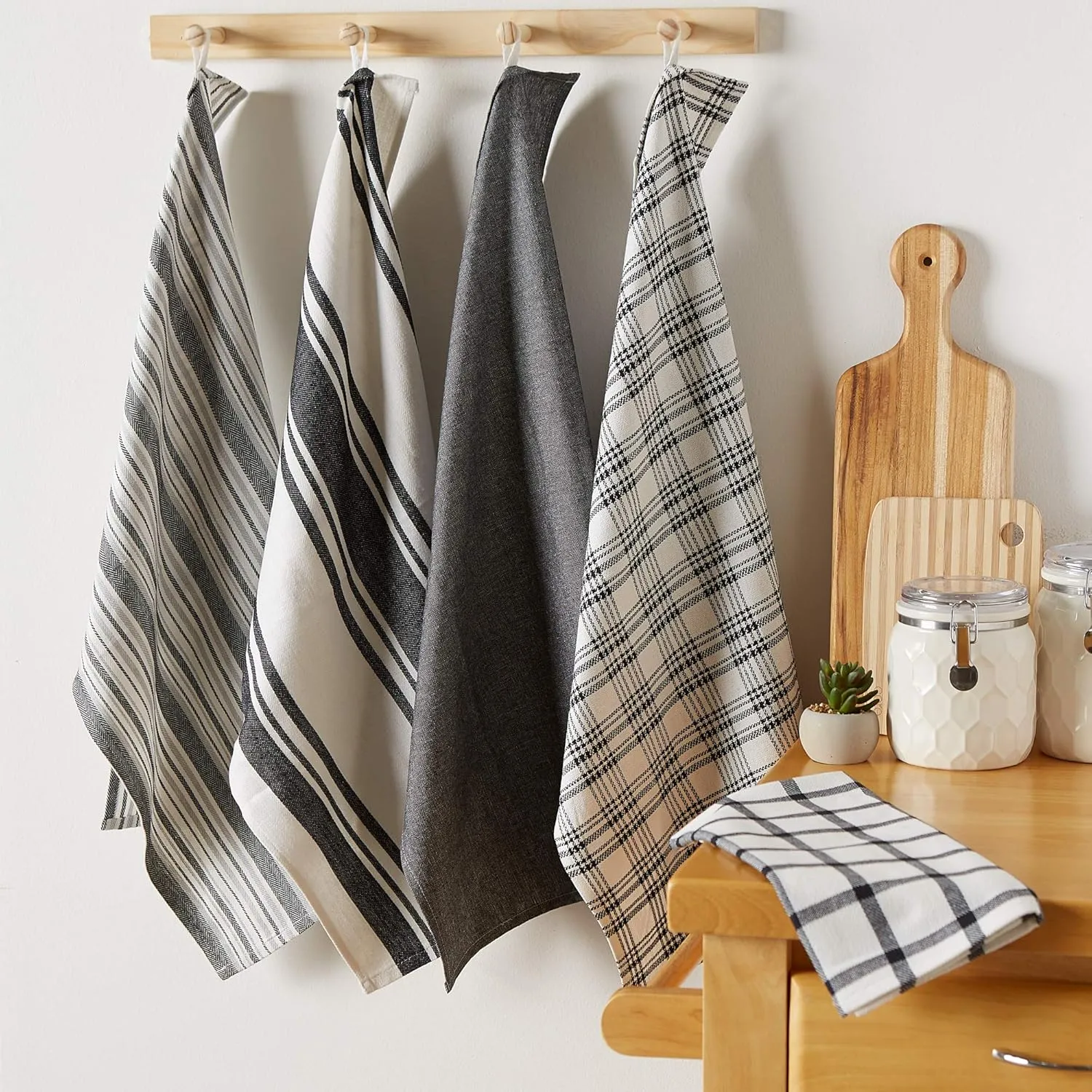 DII Assorted Woven, Kitchen Dishtowel Set, 18x28, Black, 5 Piece