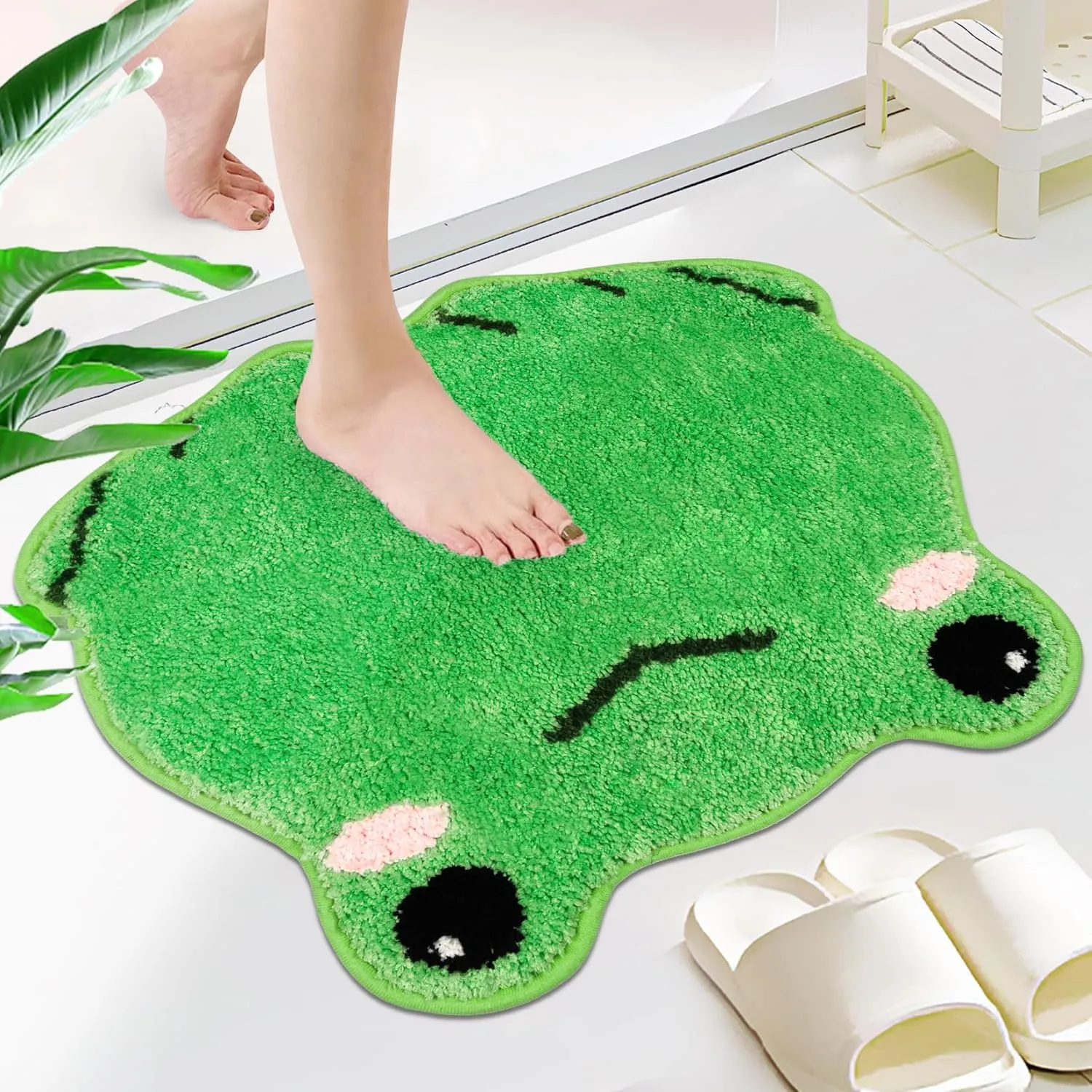 Frog Bathroom Rugs Mat,Water Absorbent Non Slip Cute Bath Mat,Bathroom Rug for Bathroom Shower Room,Machine Wash(20 * 24 inch)