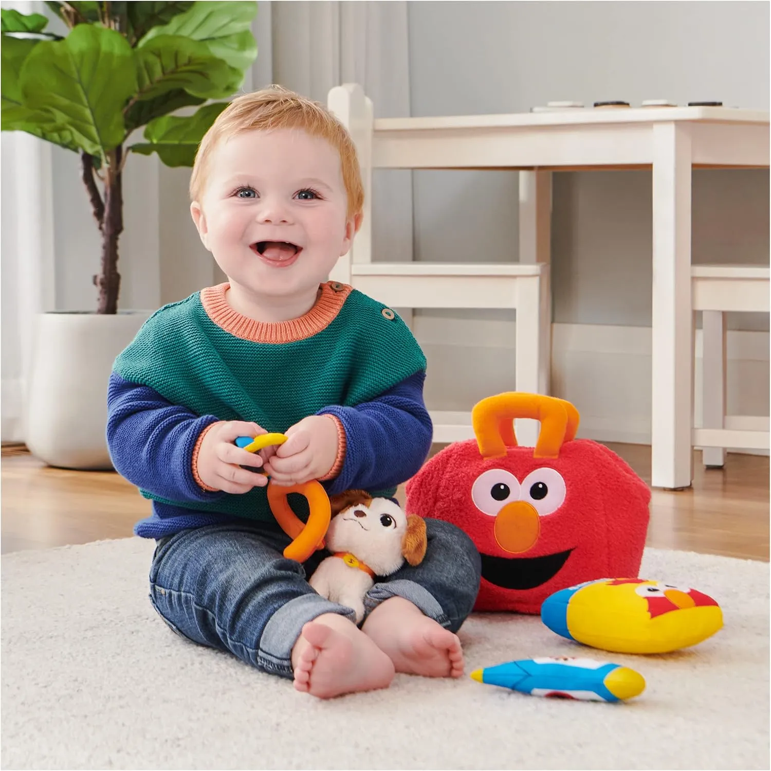 GUND Sesame Street Official Furry Friends Forever Elmo & Tango Checkup Playset, Premium Plush Sensory Playset for Ages 1 & Up, Red, 8”
