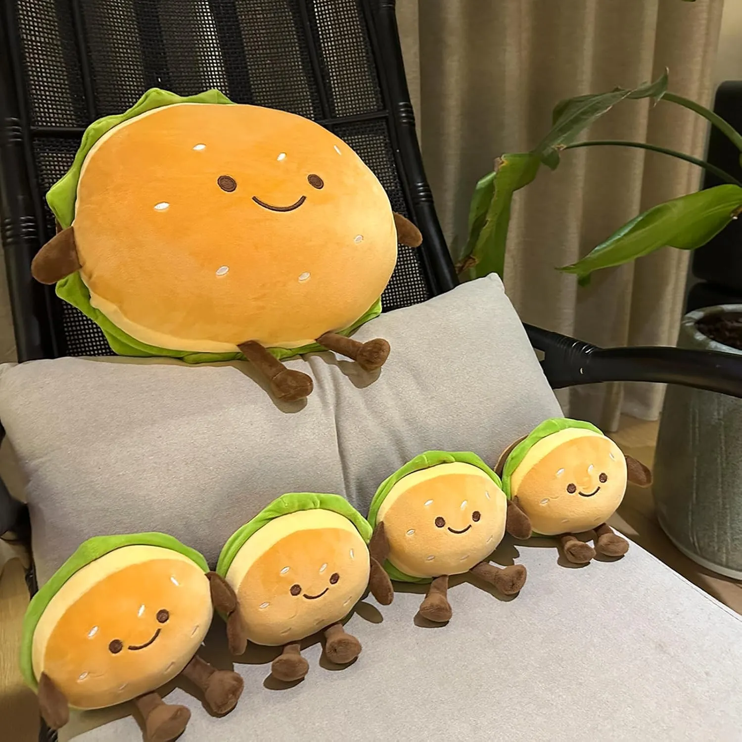 Hamburger Plush Toy - Hamburger Stuffed Toys - Cute Food Plush Pillow - Room Decor Holiday Birthday for Kids Boys Girls (6")