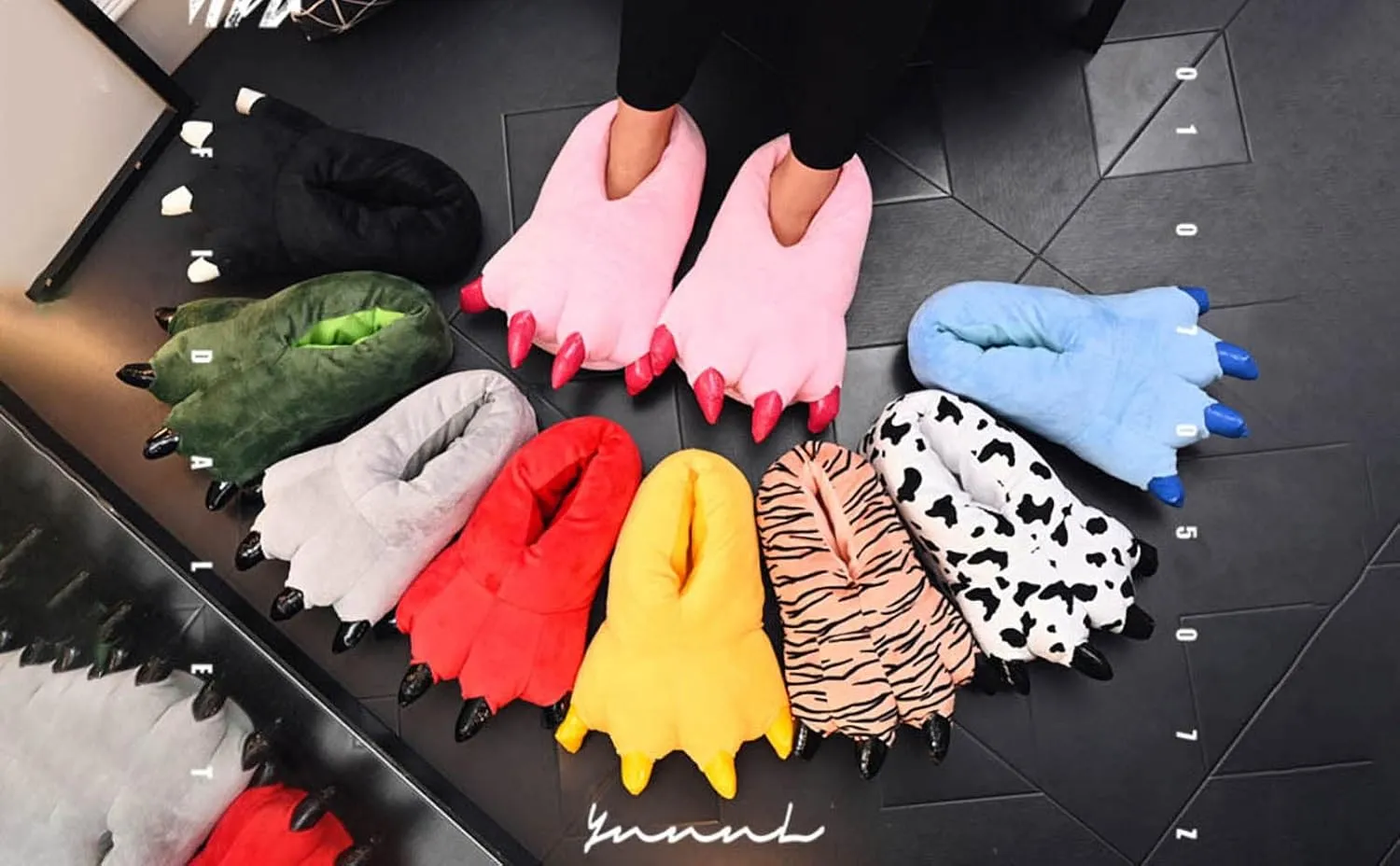 IXITON Unisex Funny Animal Paw slippers Shoes Furry Dinosaur bear Claw Slippers Cartoon plush slippers