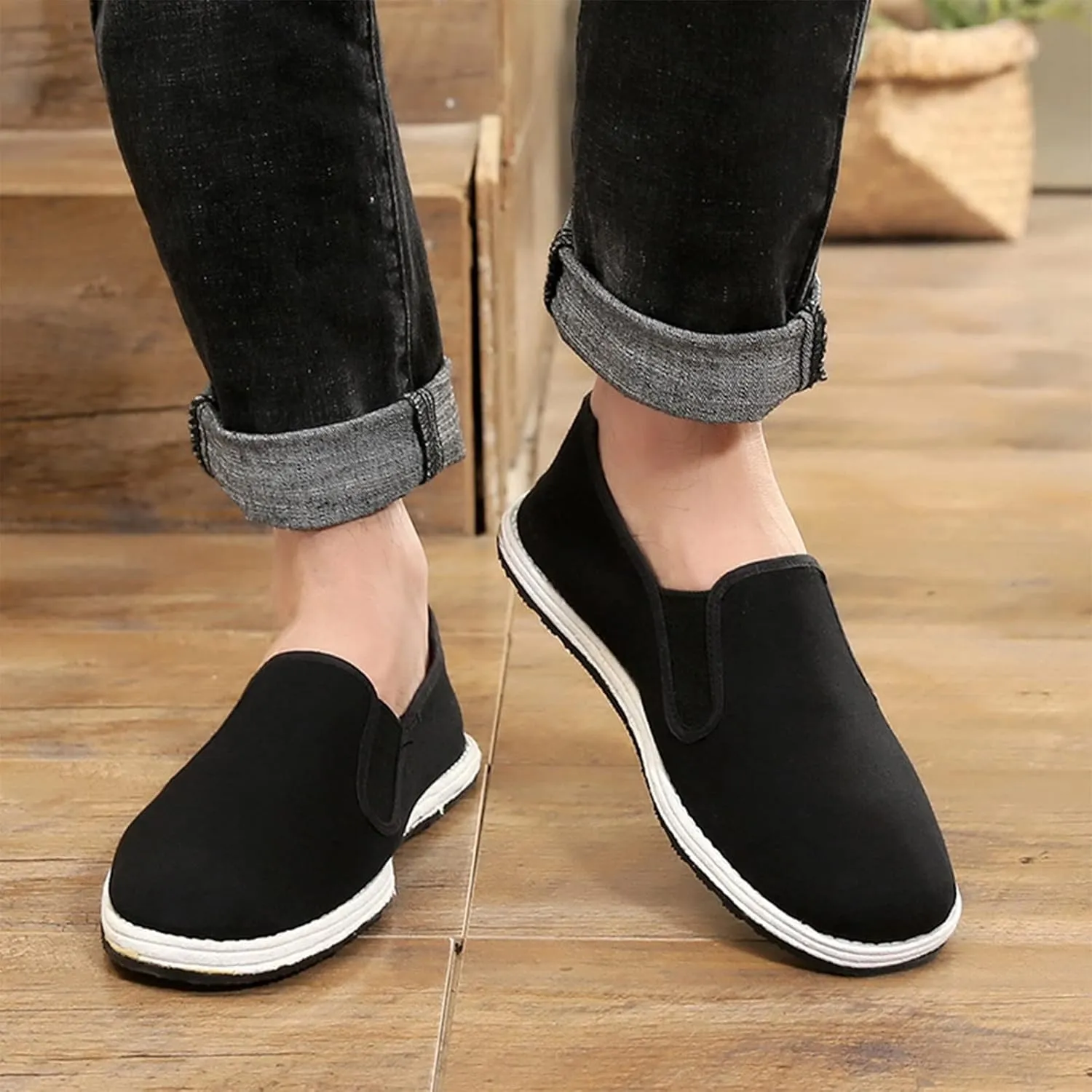 Kung Fu Shoes, Mens Chinese Traditional Slip-On Breathable Martial Arts Old Peking Canvas Shoes, Fashion Qigong Trainerss Martial Arts Rubber Sole, Non-Slip Wear-Resistant Strong Grip