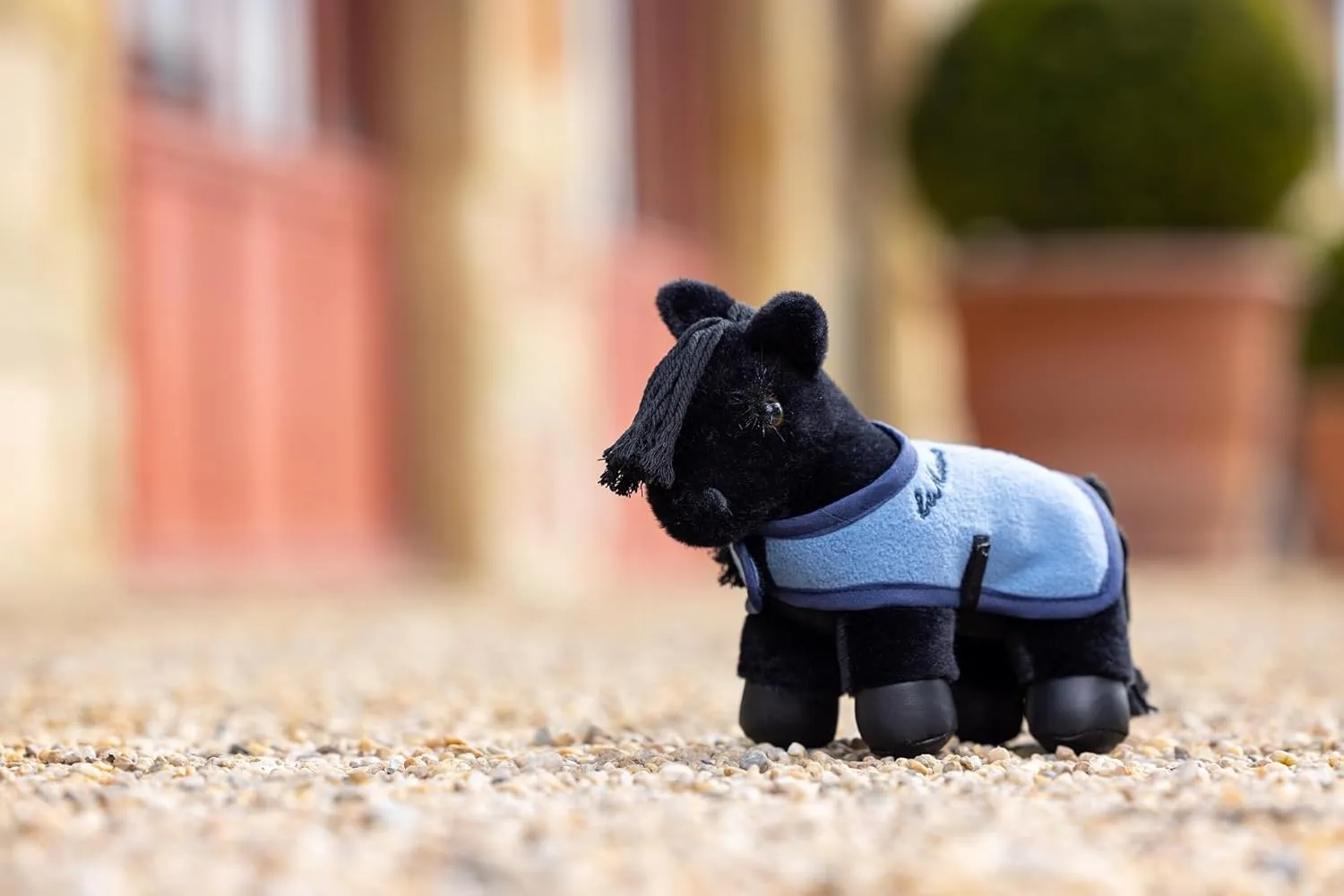 LeMieux Tiny Pony Skye - Soft Black Coat - Pocket-Friendly Size - Includes Tiny Pony Fleece Rug