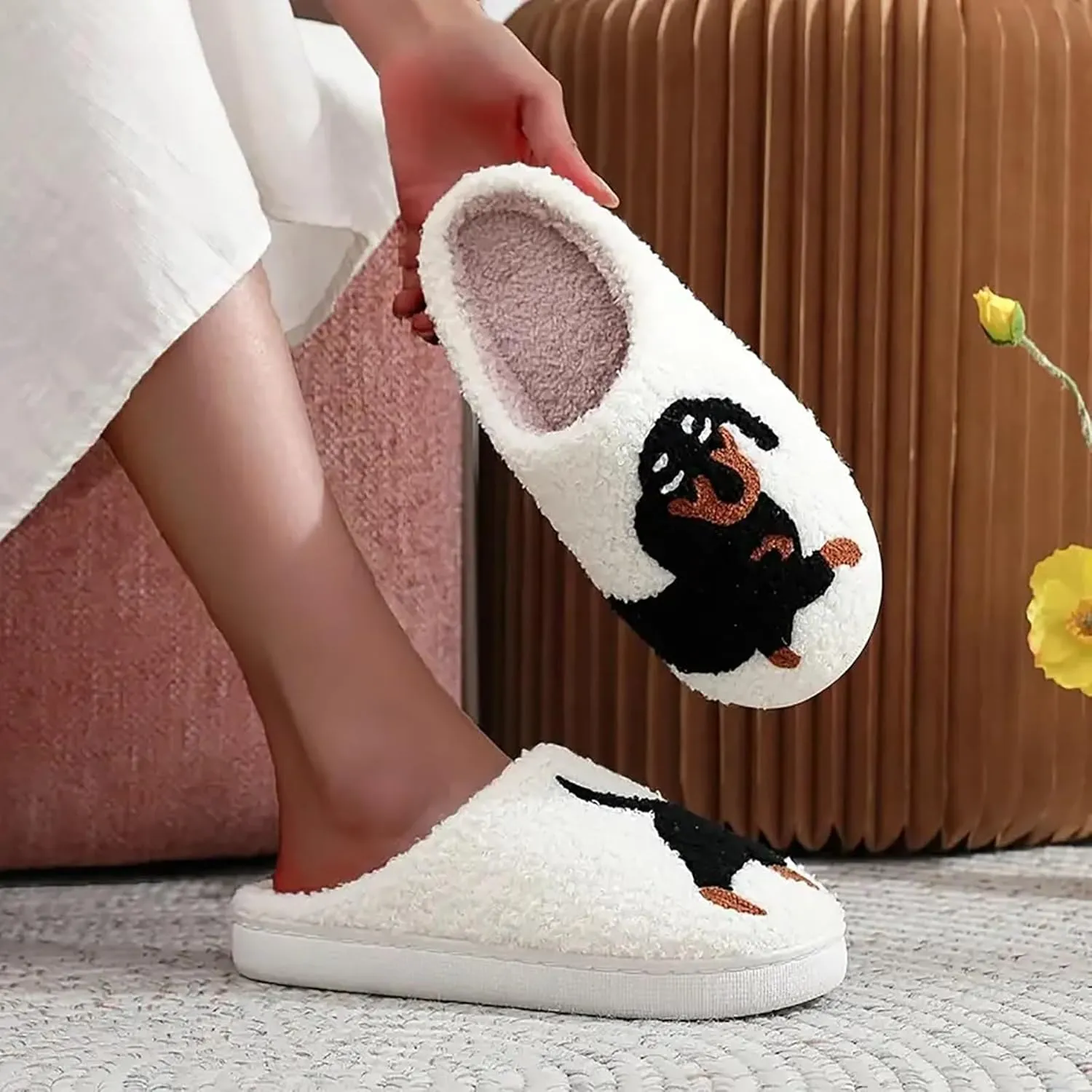 LNERIP Slippers Winter Womens Mens Fluffy Plush Slippers Animals Cute Cartoon House Slippers Cuddly Warm Shoes Indoor Outdoor Girls Women