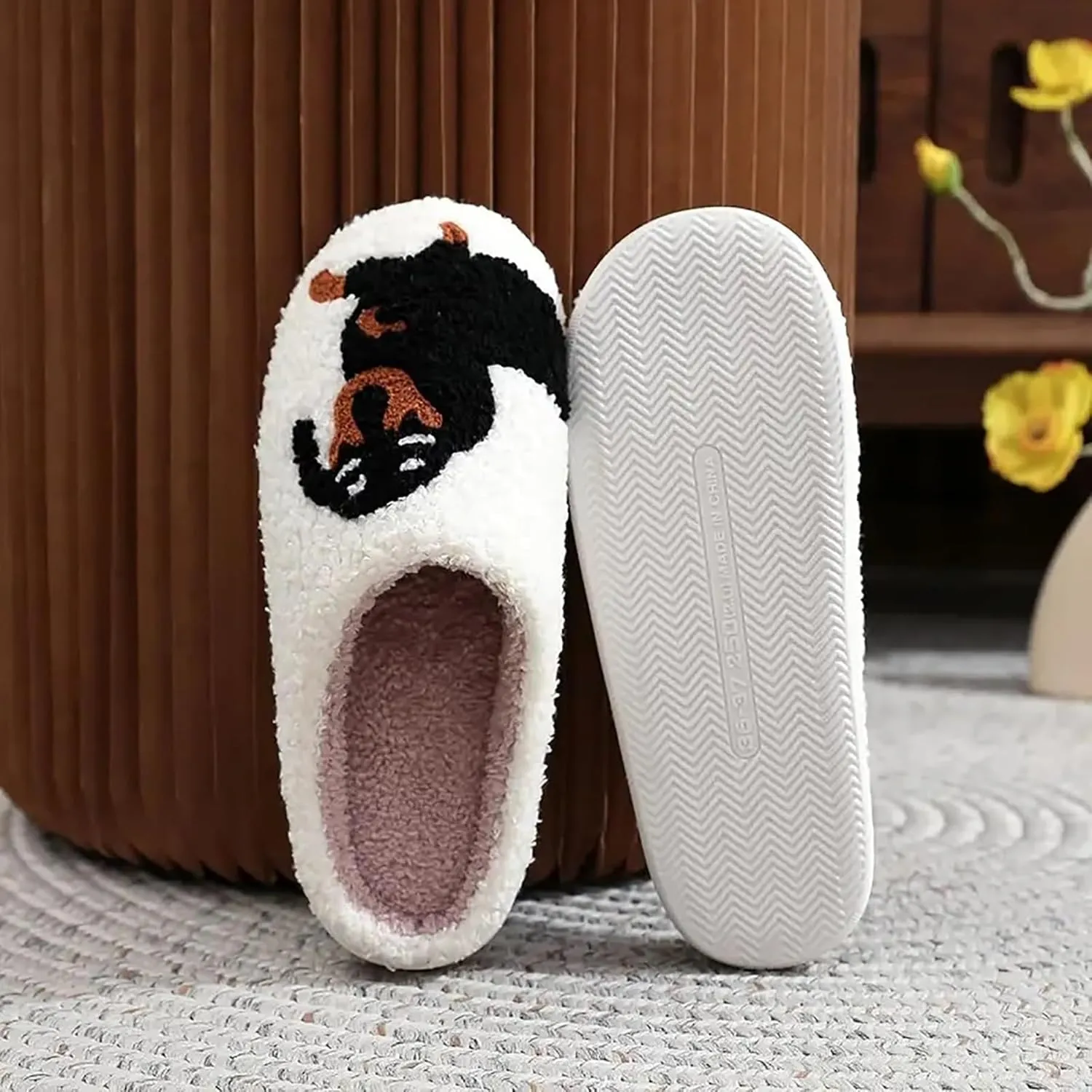 LNERIP Slippers Winter Womens Mens Fluffy Plush Slippers Animals Cute Cartoon House Slippers Cuddly Warm Shoes Indoor Outdoor Girls Women