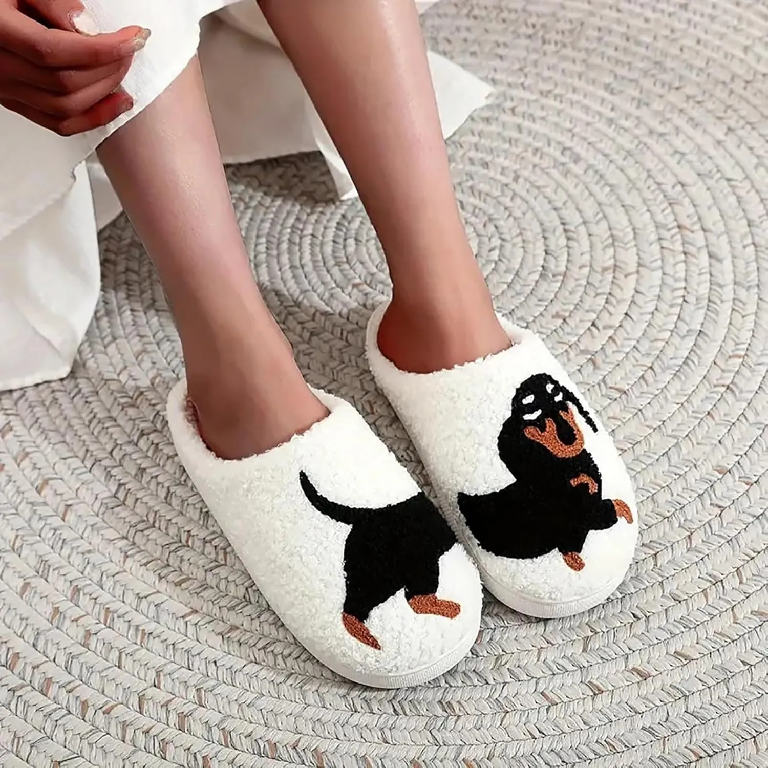 LNERIP Slippers Winter Womens Mens Fluffy Plush Slippers Animals Cute Cartoon House Slippers Cuddly Warm Shoes Indoor Outdoor Girls Women