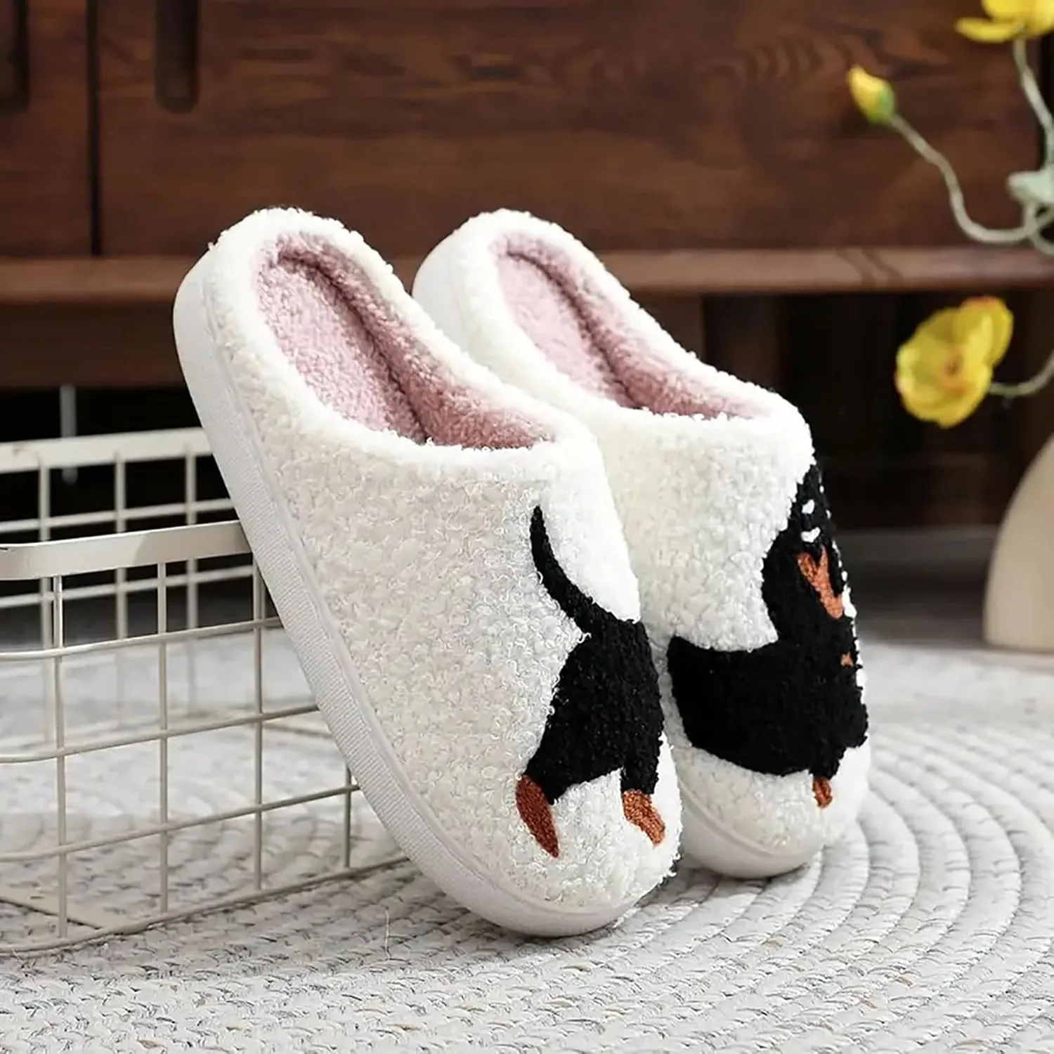 LNERIP Slippers Winter Womens Mens Fluffy Plush Slippers Animals Cute Cartoon House Slippers Cuddly Warm Shoes Indoor Outdoor Girls Women