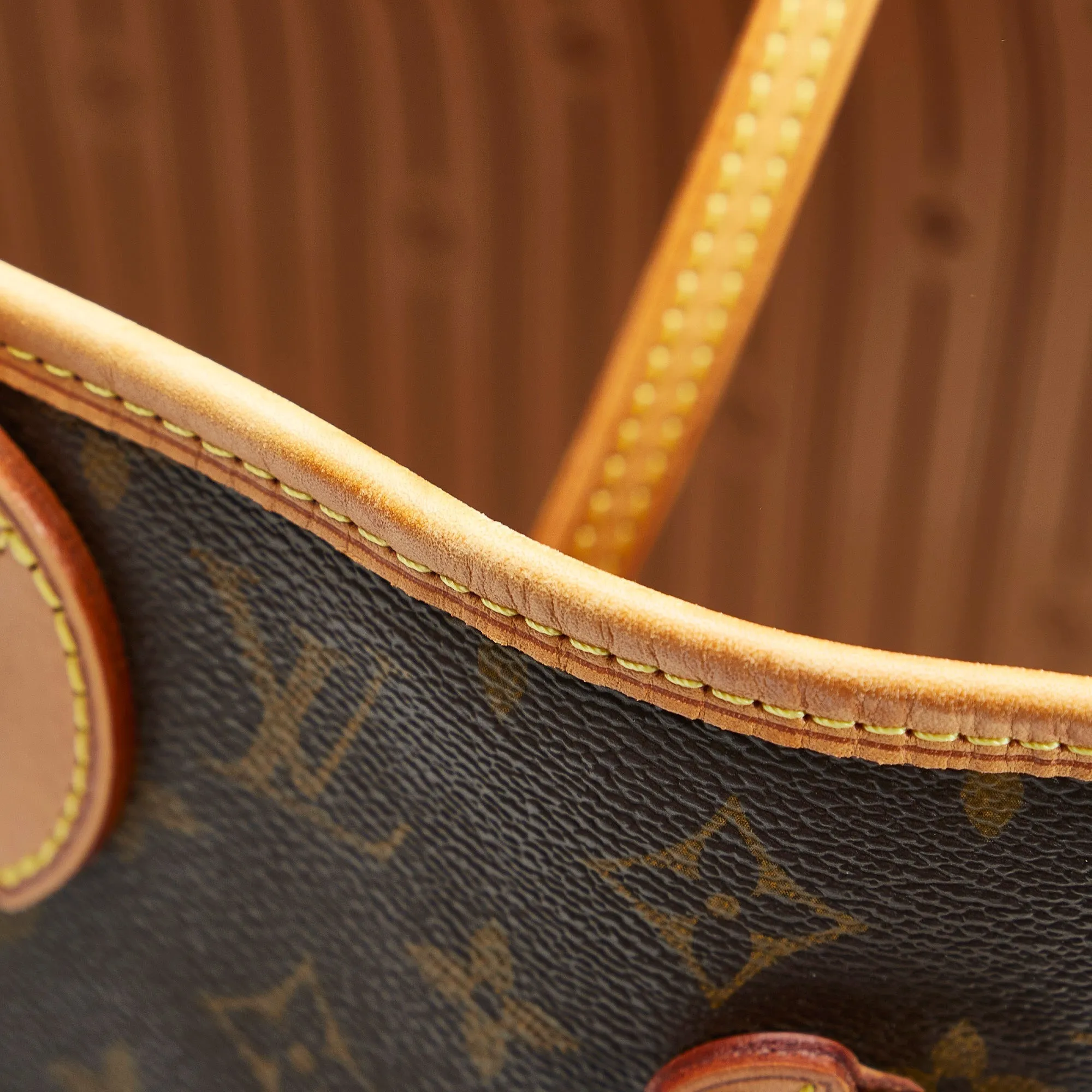 Louis Vuitton Neverfull MM Monogram Canvas