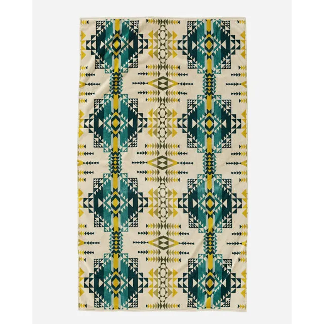 Oversized Jacquard Spa Towel