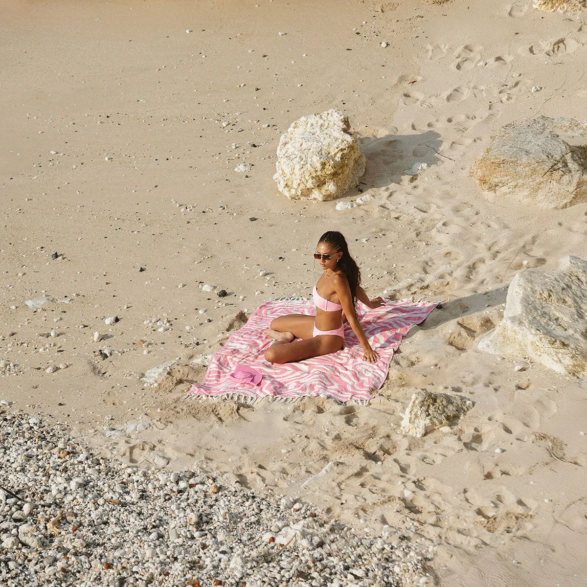 Pink Shores - Beach Blanket