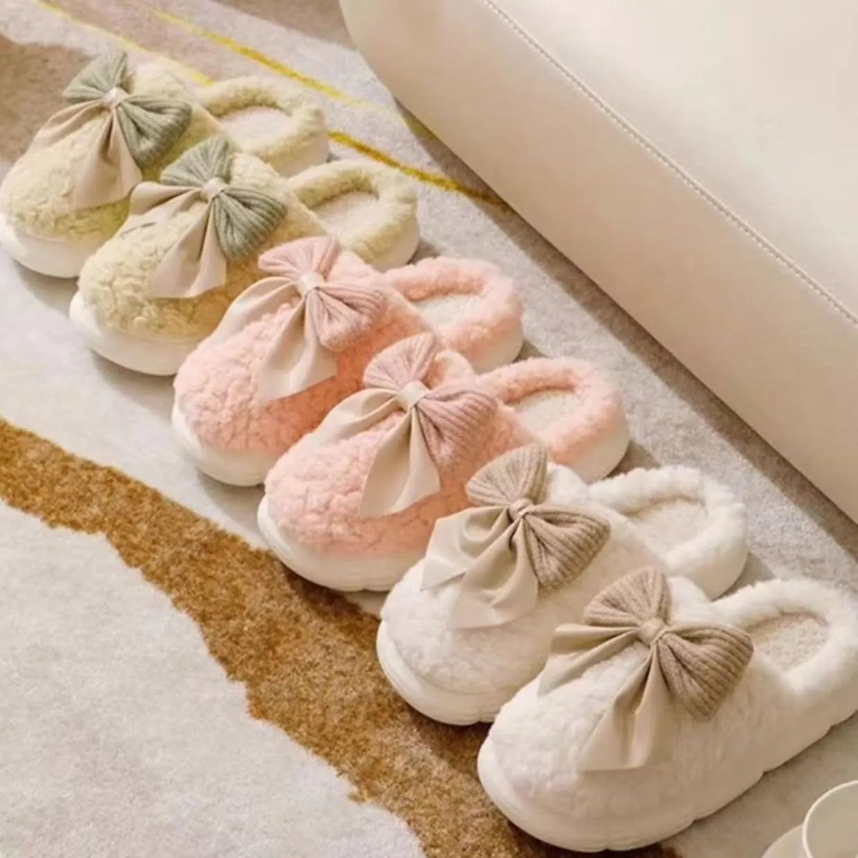 Plush Cute Bow Slippers for Women – Furry Comfy Indoor Outdoor Non-Slip House Slippers