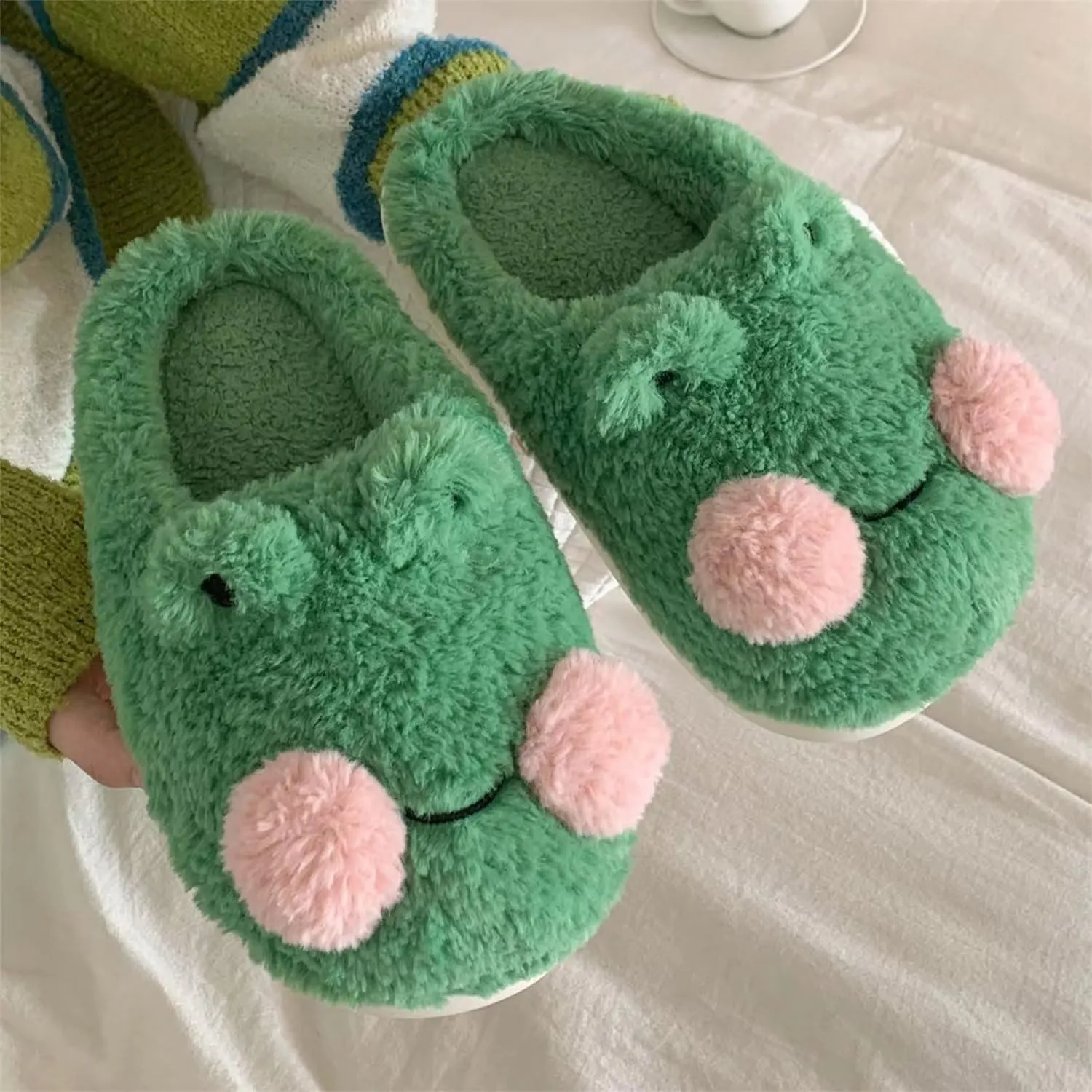 QSKPC Women's fuzzy memory foam slippers Women's cute animal slippers Indoor and outdoor plush slippers Bedroom slippers Home shoes
