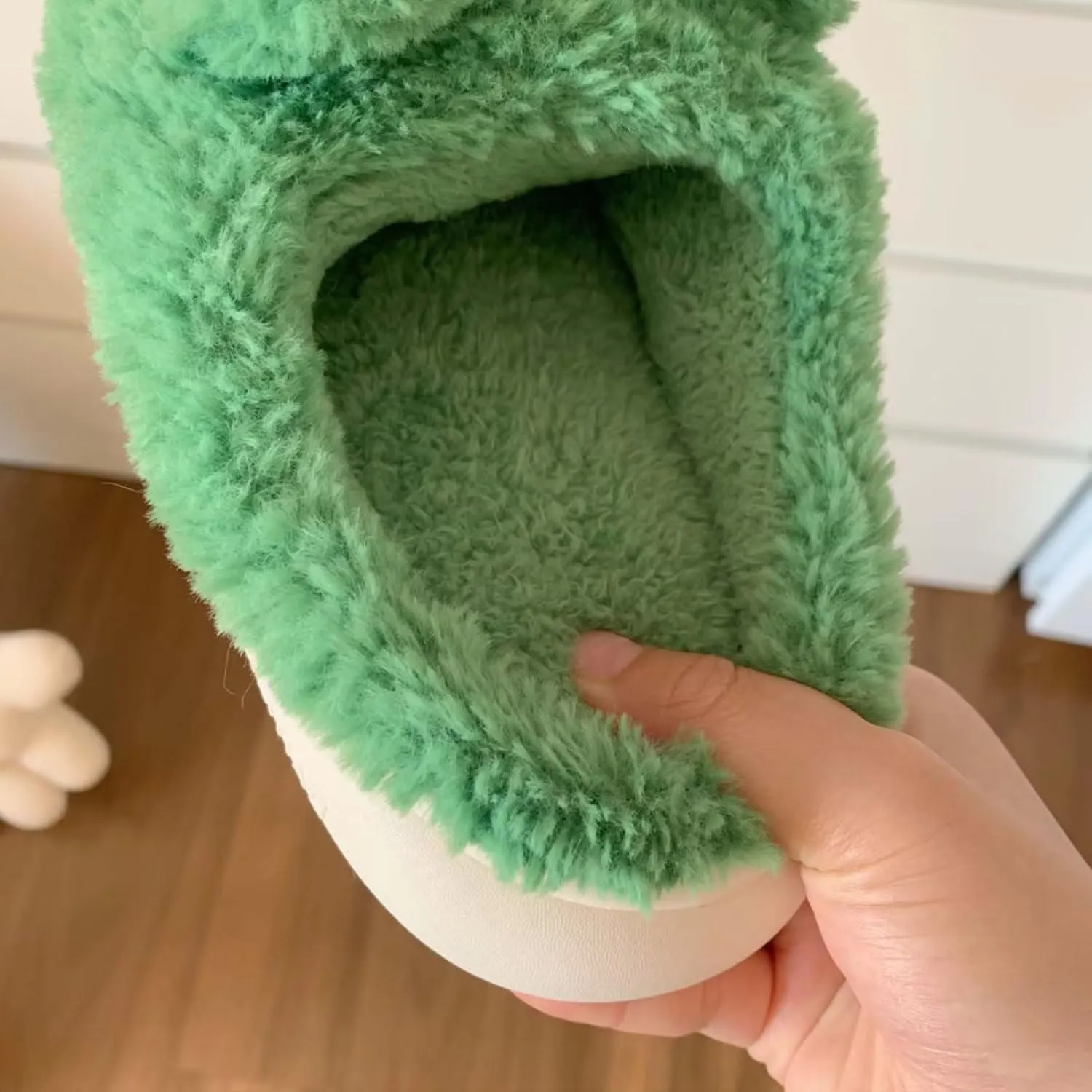 QSKPC Women's fuzzy memory foam slippers Women's cute animal slippers Indoor and outdoor plush slippers Bedroom slippers Home shoes