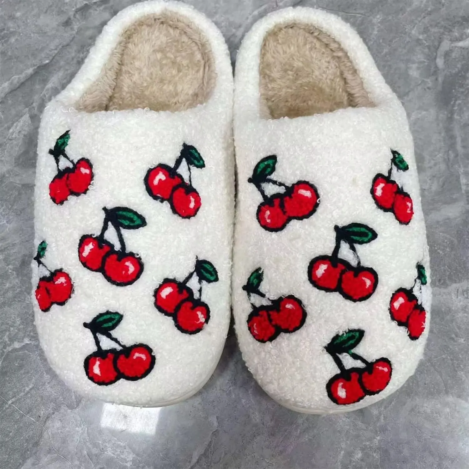 QSKPC Women's Men's Heart Heart Slippers Strawberry Cherry Mushroom Slippers Evil Eye Slippers Cartoon Animal Cat Slippers Memory Foam Cozy Plush Slippers Couple Indoor Household Slippers