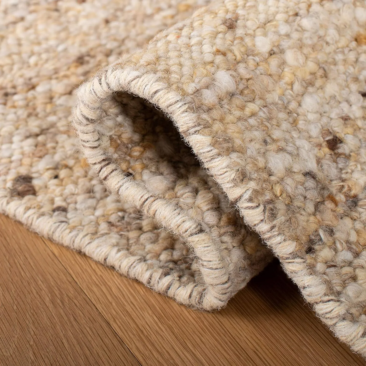SAFAVIEH Natura Collection Area Rug - 5' x 8', Beige, Handmade Wool, Ideal for High Traffic Areas in Living Room, Bedroom (NAT263B)