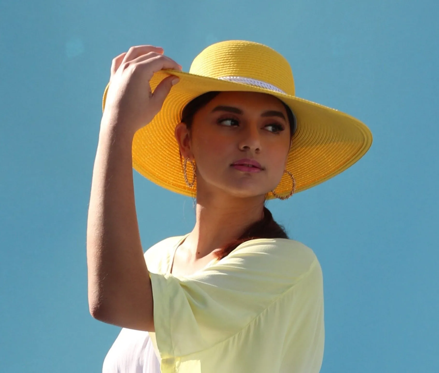 Sun Loving Yellow Oversize Straw Beach Sun Hat