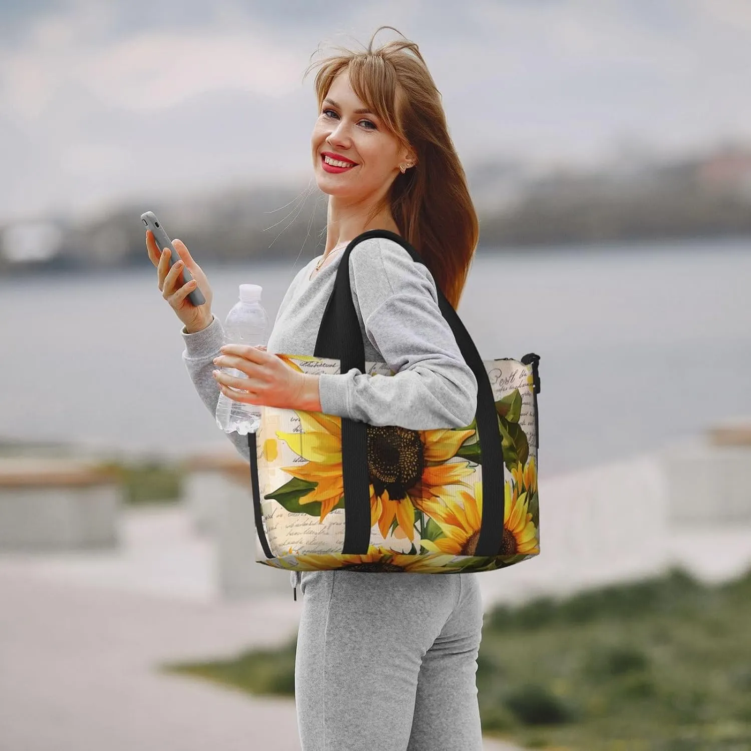 Travel Duffle Bag Retro Sunflower Nespaper Weekender Overnight Bags Luggage Bag for Women Men Waterproof Sports Gym Bag Hand Bag with Shoulder Strap