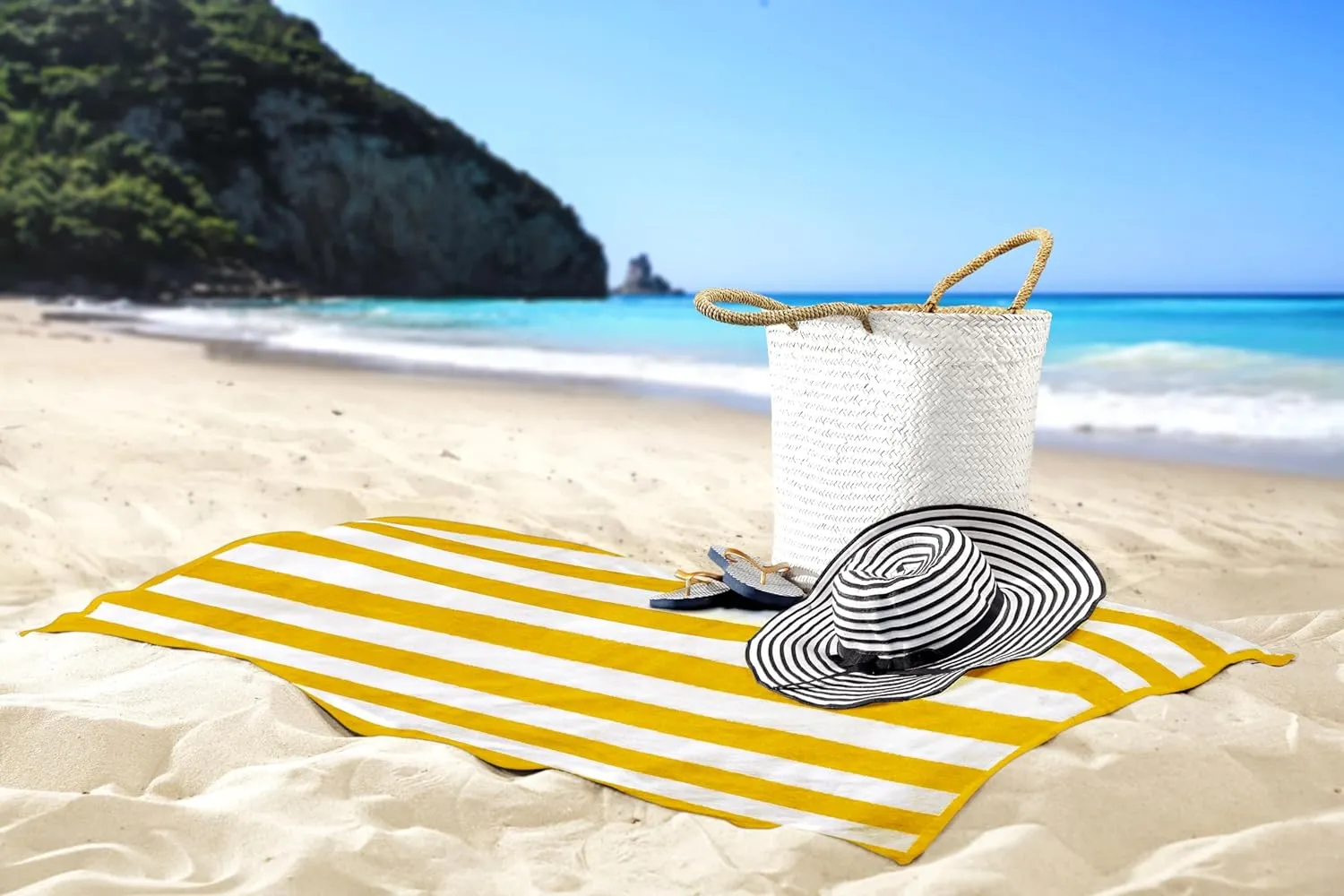 Utopia Towels 4 Pack Cabana Stripe Beach Towel, 30 by 60 Inches, Oversized 100% Ring Spun Cotton Pool Towels, Highly Absorbent Quick Dry Bath Towels for Bathroom, and Swim, Yellow