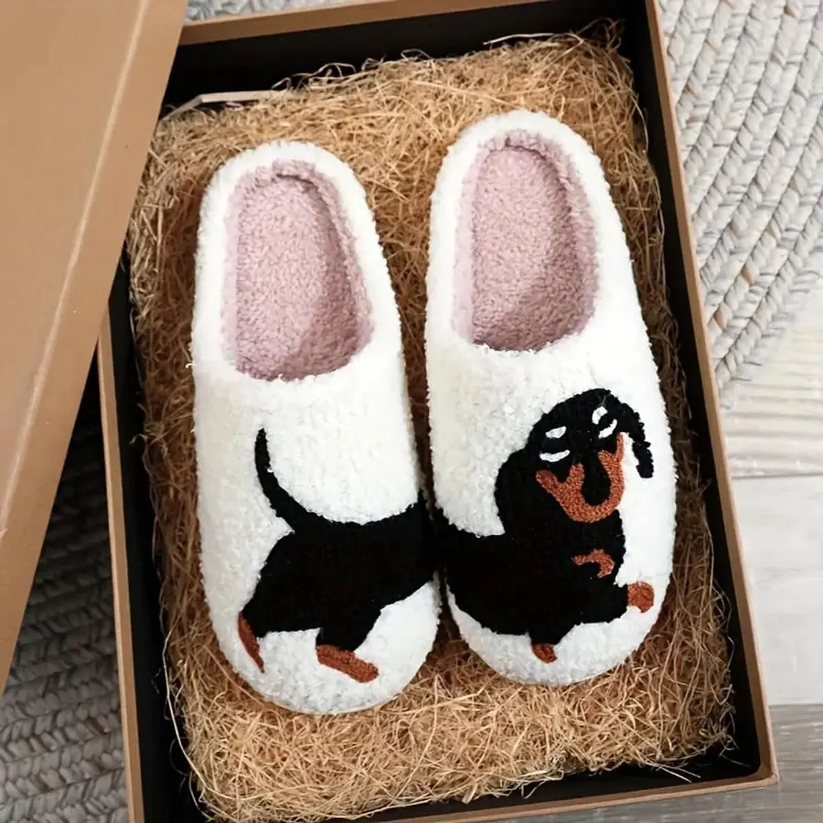 Womens Mens Dachshund Slippers Cute Dog Cartoon Bow Slippers Fuzzy Warm Plush Couple House Shoes