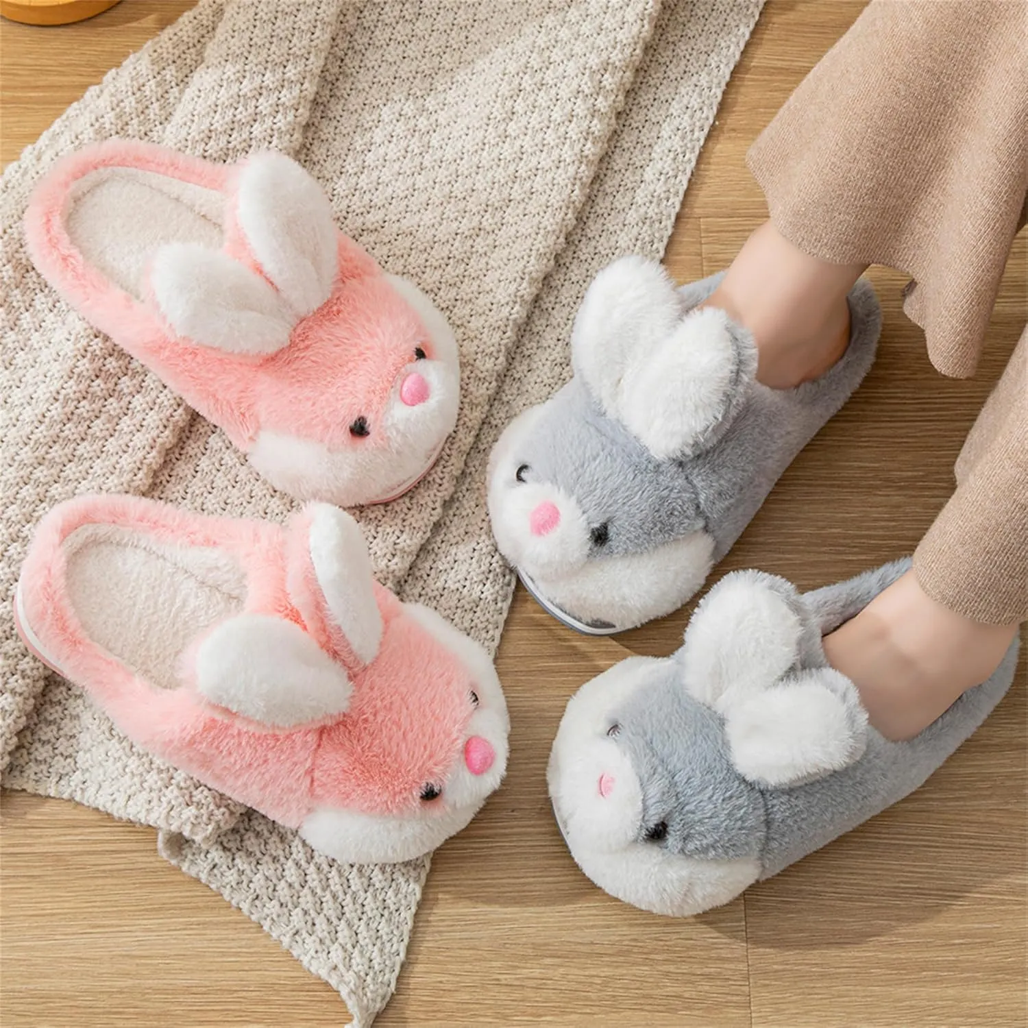 YILANLAN Women's Cute Bunny Animals Slippers Interesting Comfortable Furry Slippers Soft Plush Winter season Keep warm Home Slippers
