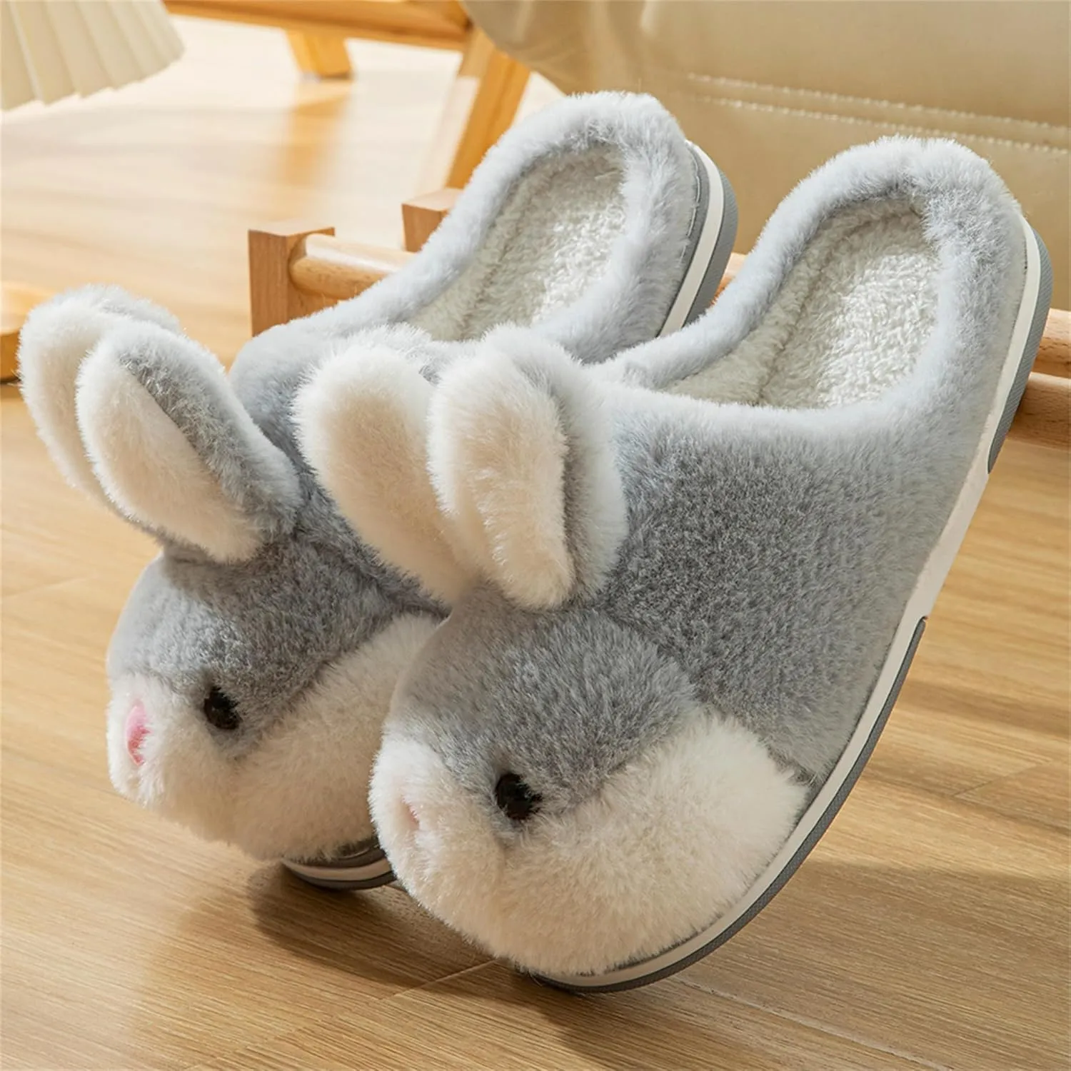 YILANLAN Women's Cute Bunny Animals Slippers Interesting Comfortable Furry Slippers Soft Plush Winter season Keep warm Home Slippers