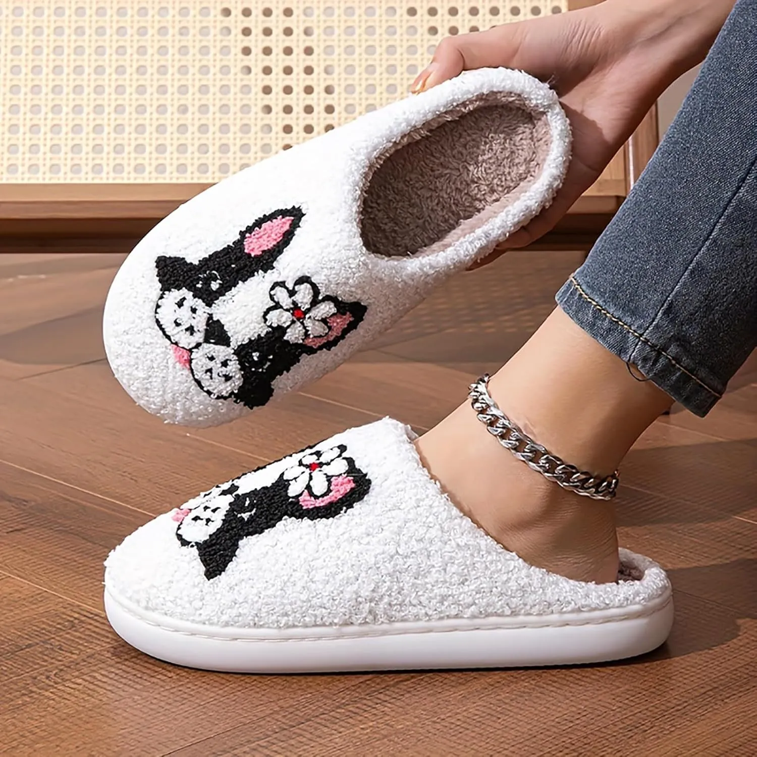 YJEUS Women's Men's Heart Heart Slippers Strawberry Cherry Mushroom Slippers Evil Eye Slippers Cartoon Animal Cat Slippers Memory Foam Cozy Plush Slippers Couple Indoor Household Slippers