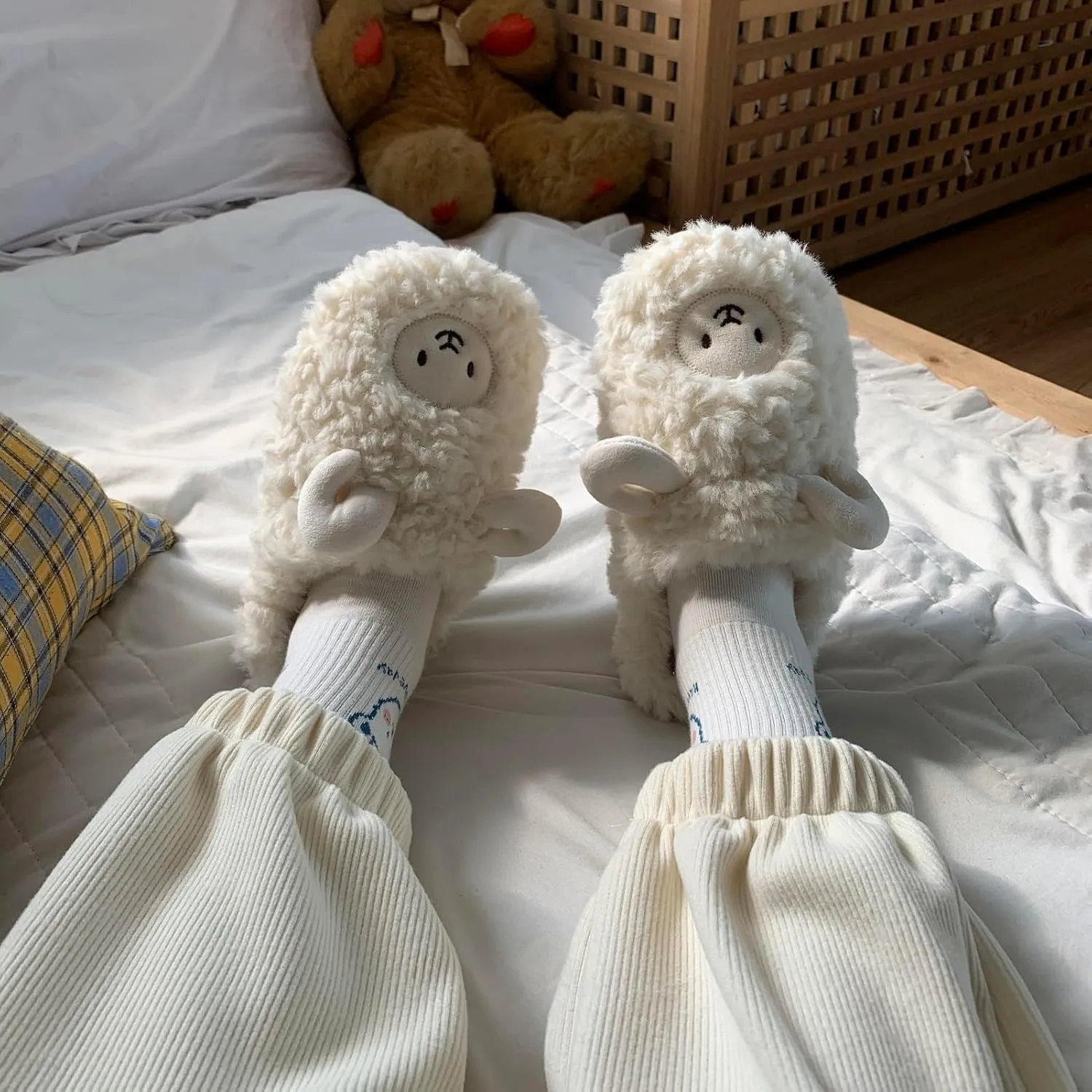 Yoroka Cartoon Fuzzy Slippers Animal Shape Plush Slippers Thick Sole Soft Winter Indoor Slippers for Women