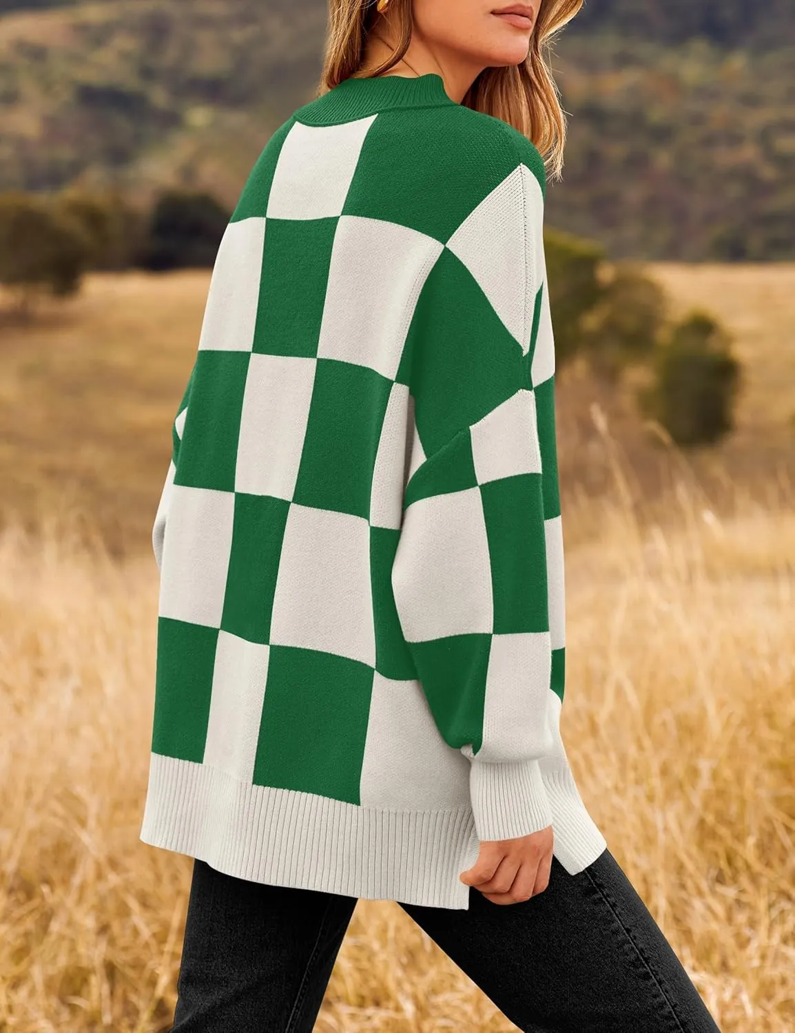 ZESICA Women's Winter Oversized Sweaters Long Sleeve Color Block Mock Neck Side Slit Comfy Loose Knitted Pullover Tops